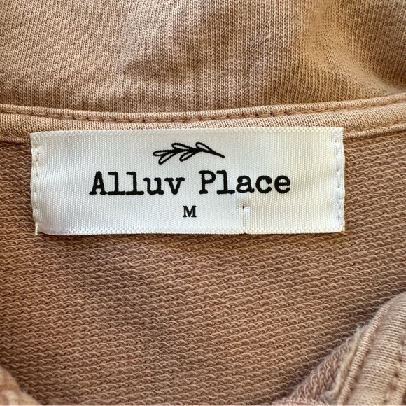 Alluv Place Women’s Tan Mini Dress Size: Medium - Picture 5 of 7